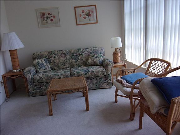 4th image of 2459 Columbia Dr APT 75