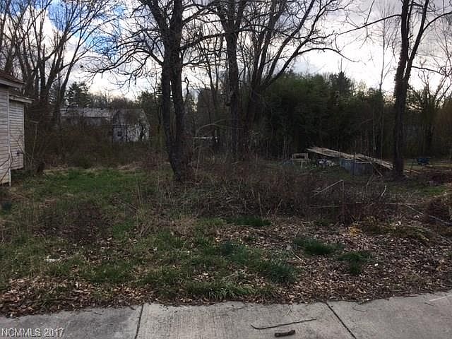 2nd image of 109 Whitmire St