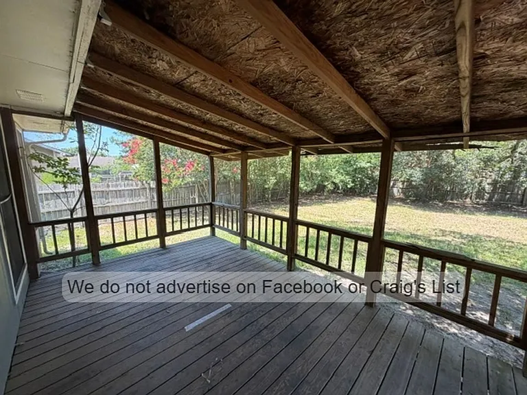 6858 Marlowe Dr — Photo 12