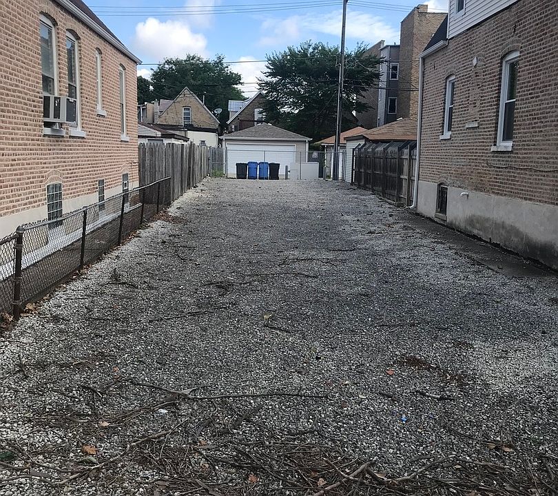 1st image of 3406 W Evergreen Ave