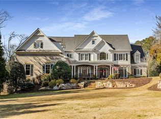 12710 Old Surrey Pl, Roswell, GA 30075