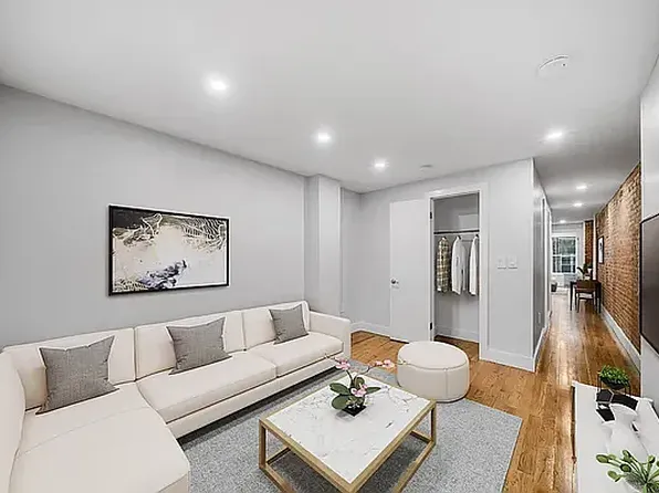 189 Hester Street image 7 of 9