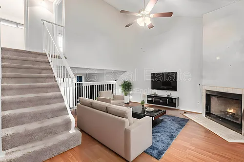 921 W University Dr Photo 1