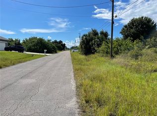 3904 11th St SW, Lehigh Acres, FL 33971