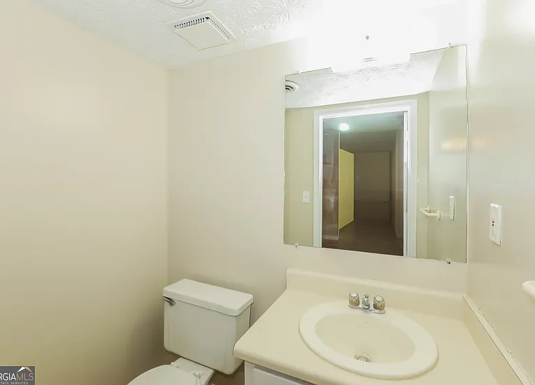 310 S Jeff Davis Dr #3 — Photo 12