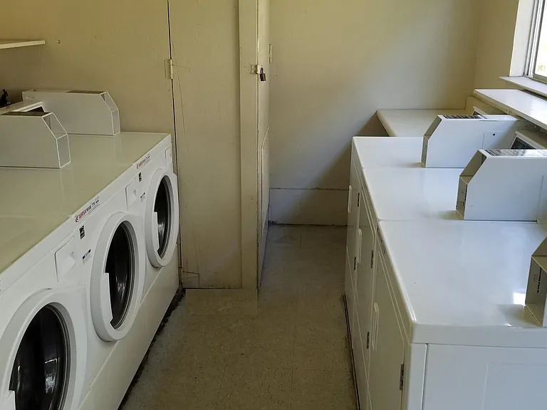 4001 Hamilton Ave #D1 — Photo 10