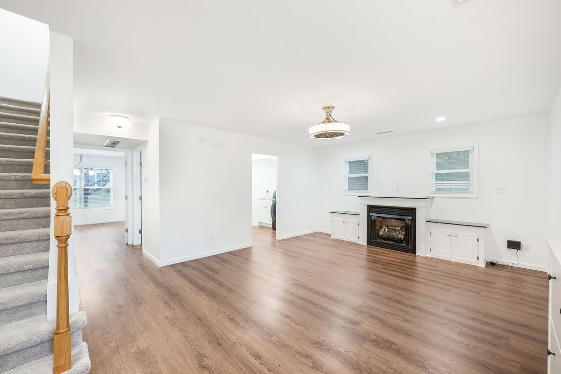 next background image