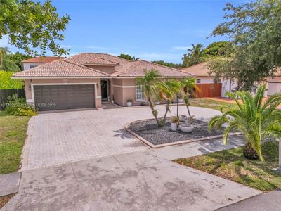 7850 NW 160th Ter, Miami Lakes, FL, 33016