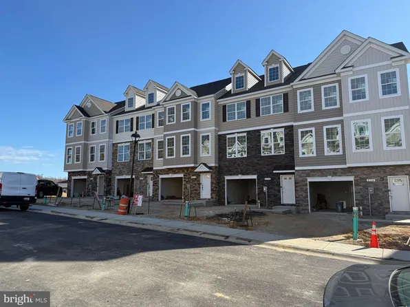 234 Sullivan Ln, Prince Frederick, MD 20678