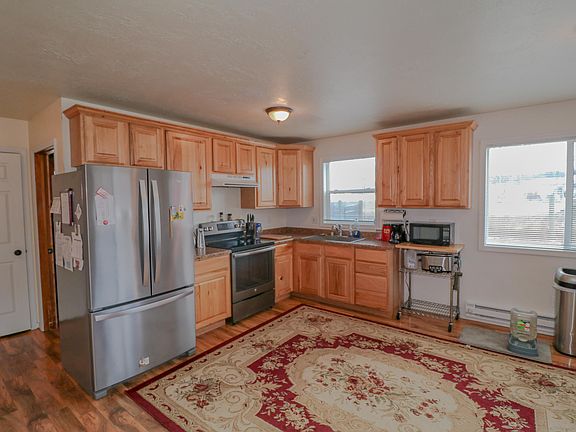 4th image of 1861 S Camas Ln