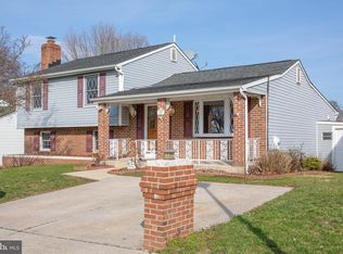 19 Woodmans Ct, Essex, MD 21221
