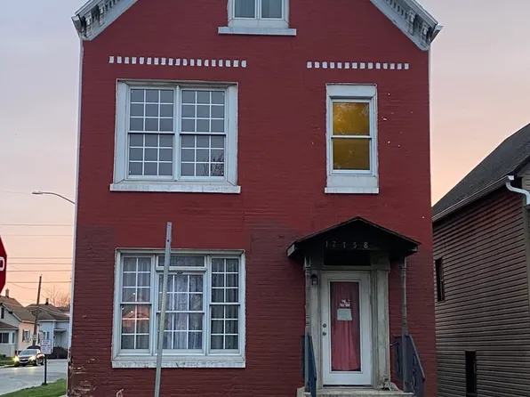 12758 Wood St, Blue Island, IL 60406