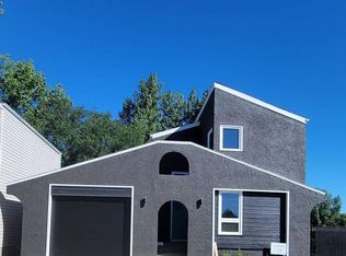 674 Rink Ave, Regina, SK S4X1V7