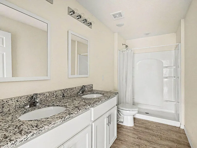 1031 S Bronze Ct — Photo 24