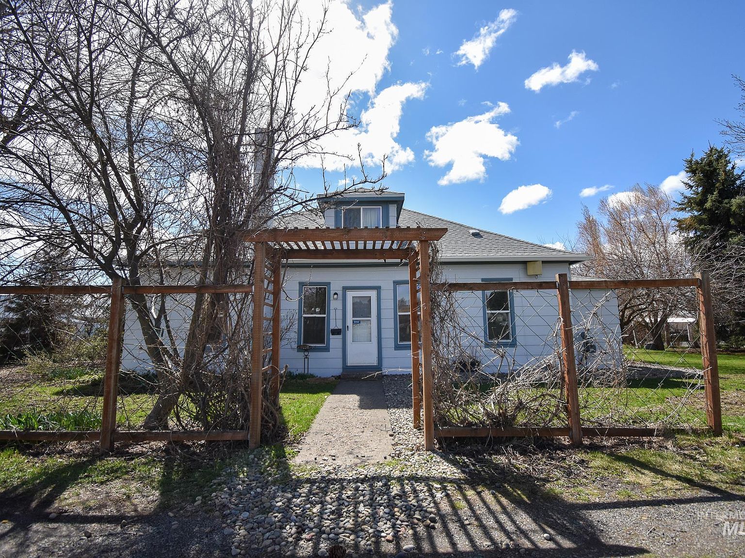 707 W Grant St, Genesee, ID 83832 Zillow