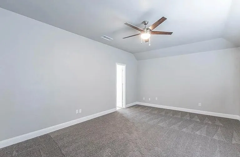 531 Hidden Oak Ln — Photo 14
