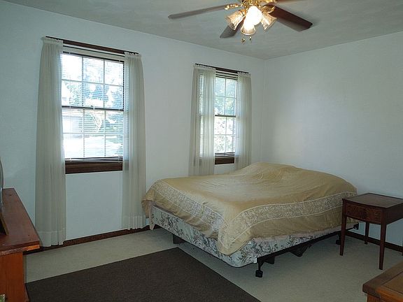 4th image of 5007 Pioneer Ct