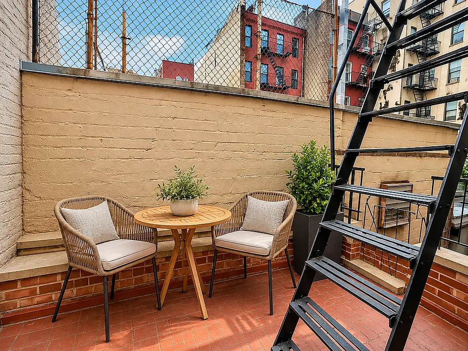 234 Mott St #5/2A