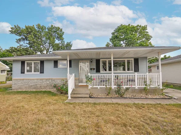 2802 Eisenhower Ave, South Bend, IN 46615