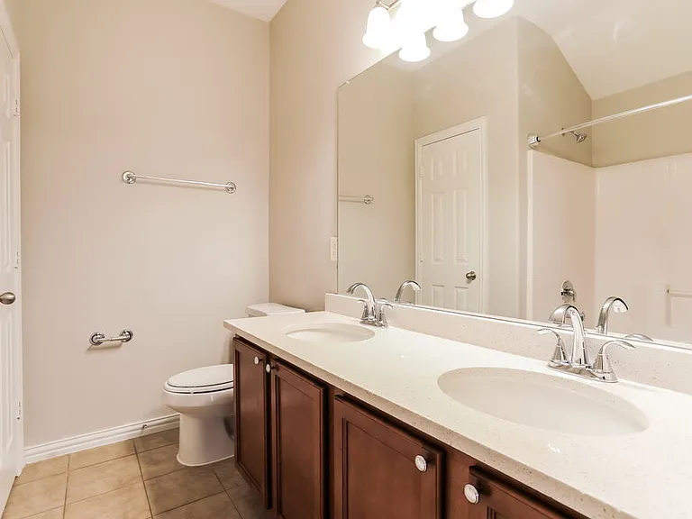 713 Cedar Cove Dr — Photo 11