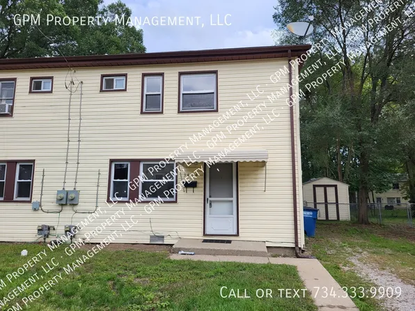 34124 Decatur Ct, Westland, MI 48186