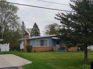 2586 Kuhlman Dr, Saginaw, MI