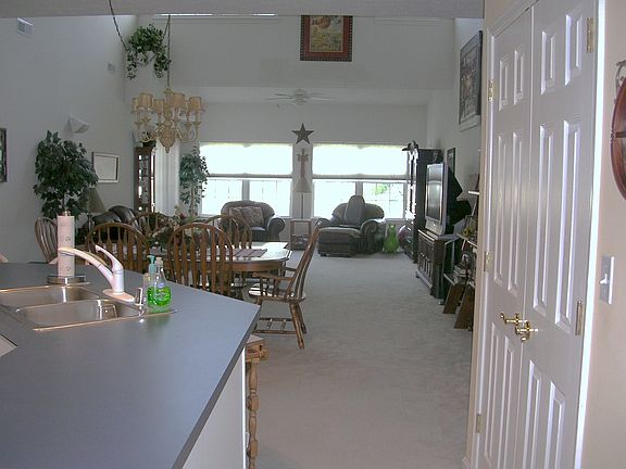 Kitchen, Family Room2