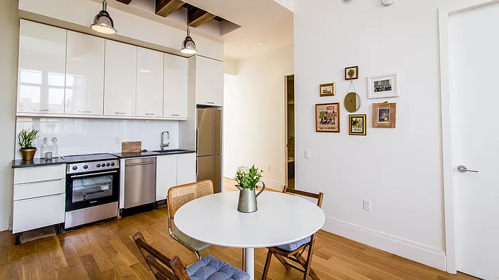 Rented by Nooklyn NYC LLC | media 1