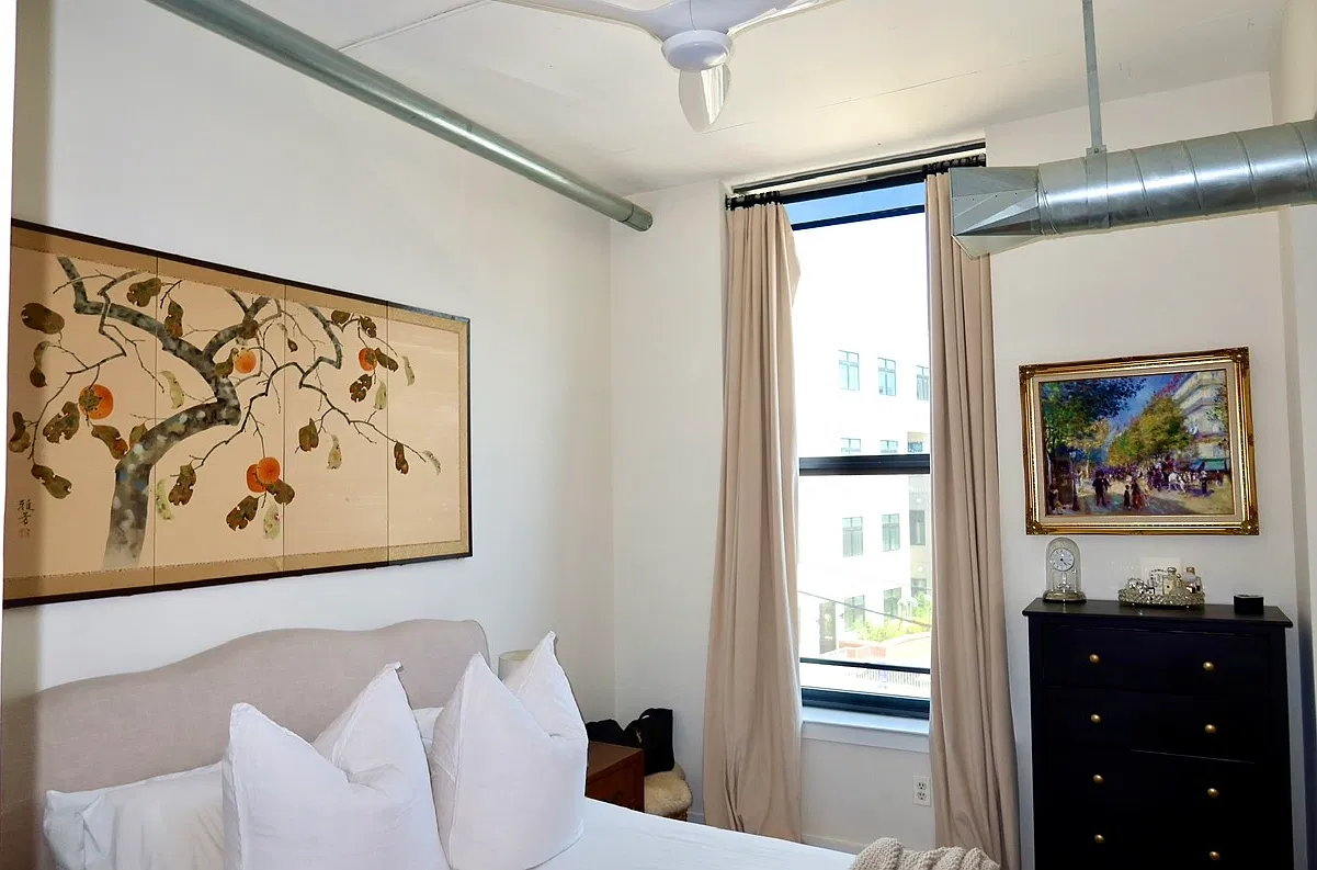2 bed, 714 sqft, $3,600 — Photo 3