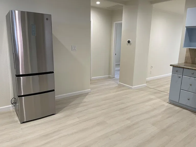 Kitchen / Dining