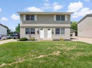 826-834 Page St, Iowa City, IA 52240