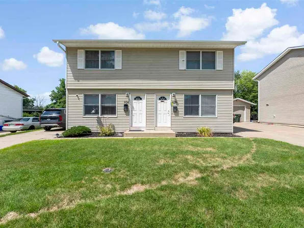 826-834 Page St, Iowa City, IA 52240