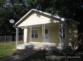 144 6th St, Sikeston, MO 63801