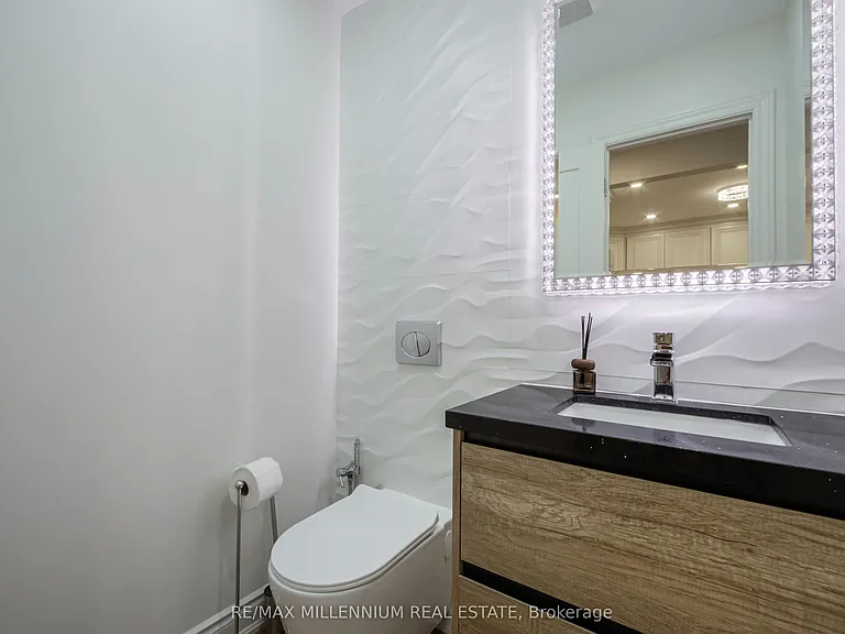 1285 Rebecca St — Photo 49
