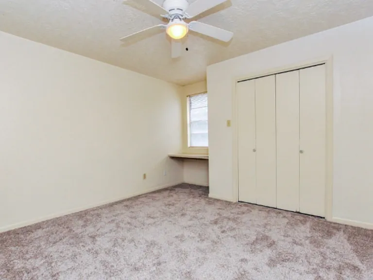 407 Boyett St #H — Photo 6