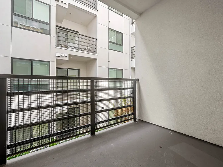 The Fairfax Flats — Photo 42