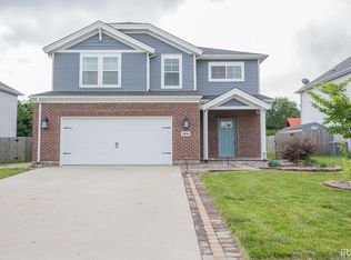 5831 Brookstone Dr, Newburgh, IN 47630