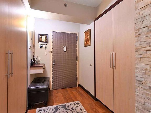 3rd image of 6434 Grand Central Pkwy APT 3H