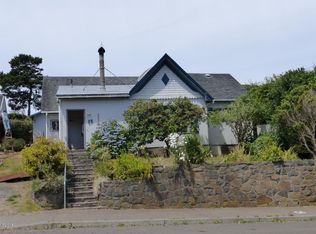 15 NW Brook St, Newport, OR 97365