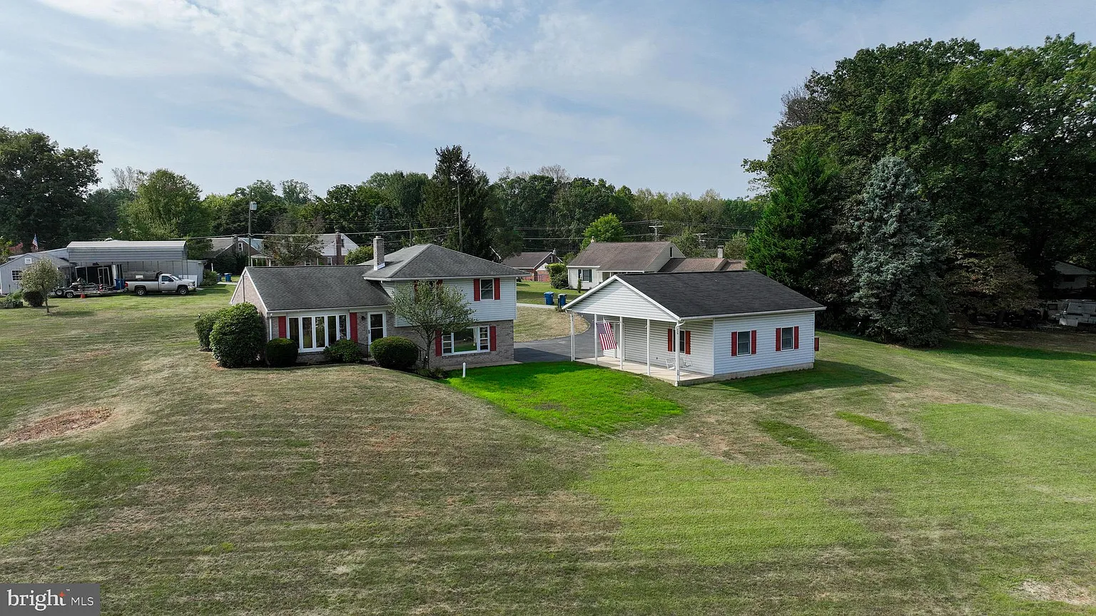 1015 Ginger Dr photo 1