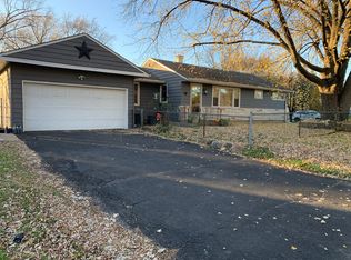 7201 Manor Rd, Crystal Lake, IL 60014