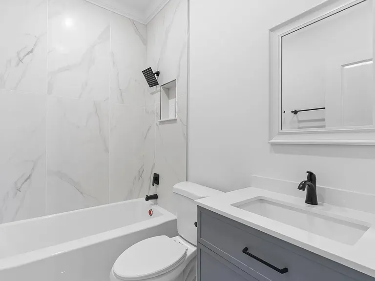 1503 N Chamberlain Ave — Photo 16