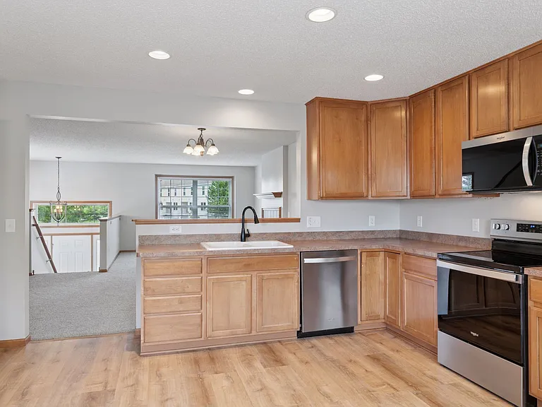 15130 Fanning Dr N #1 — Photo 18