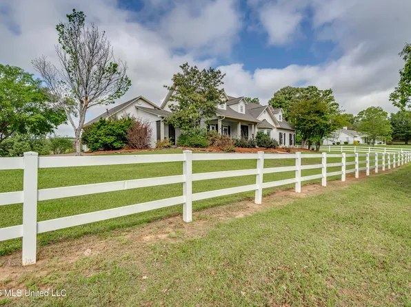 154 Oakdale Rd, Madison, MS 39110