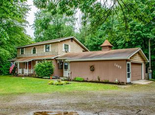 1405 E Galien Buchanan Rd, Buchanan, MI 49107