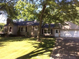 1761 Maplerow Ave NW, Grand Rapids, MI 49534