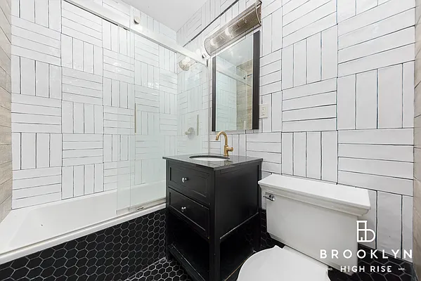 Rented by Brooklyn High Rise LLC | media 17