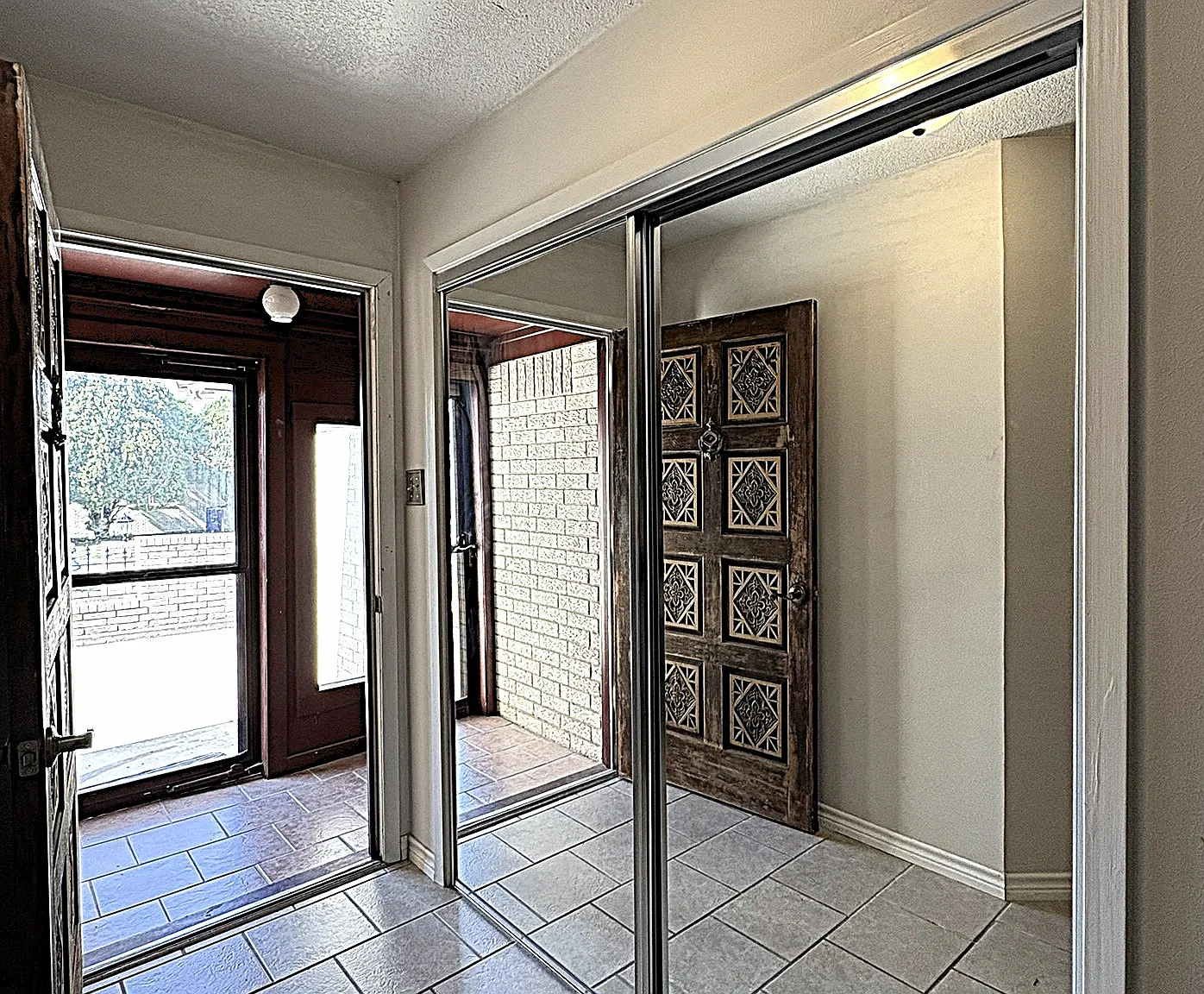 3 bed, 1675 sqft, $1,349 — Photo 4