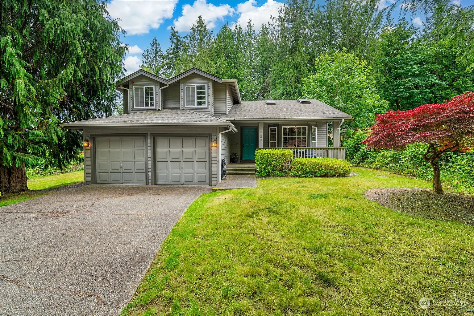15583 Sunny Cove Drive SE photo 1