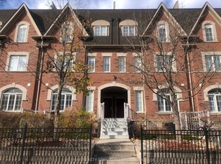 605 Shoreline Dr #14, Mississauga, ON L5B 4K3